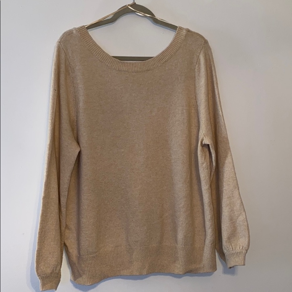 14&union- tan soft sweater v back nwot